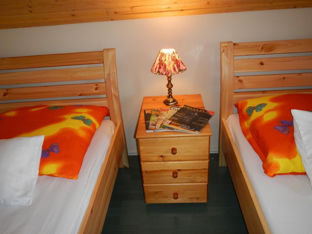 Vakáció Apartman Balatonalmádi Esterno foto